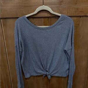 Abercrombie Women's Gray Knotted Top